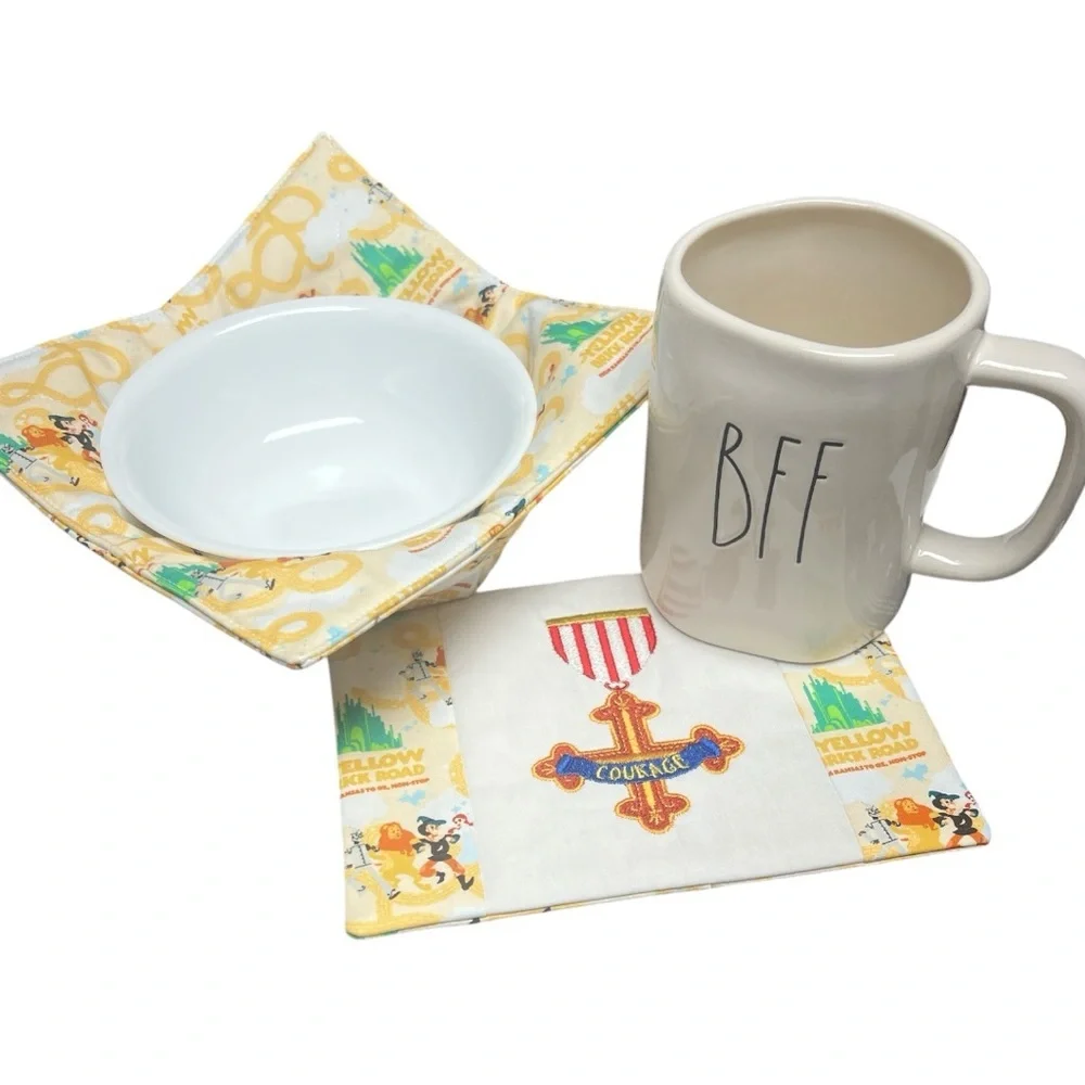 Hand Crafted Bowl Cozy and Mug Rug Set Wizard of Oz Theme Cowardly Lion Medal